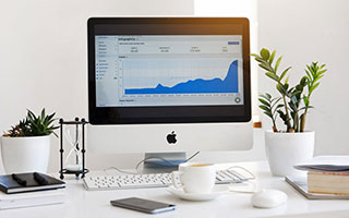 掘金官方晒球员卡通投篮视频：视频中六位球员分别是谁？